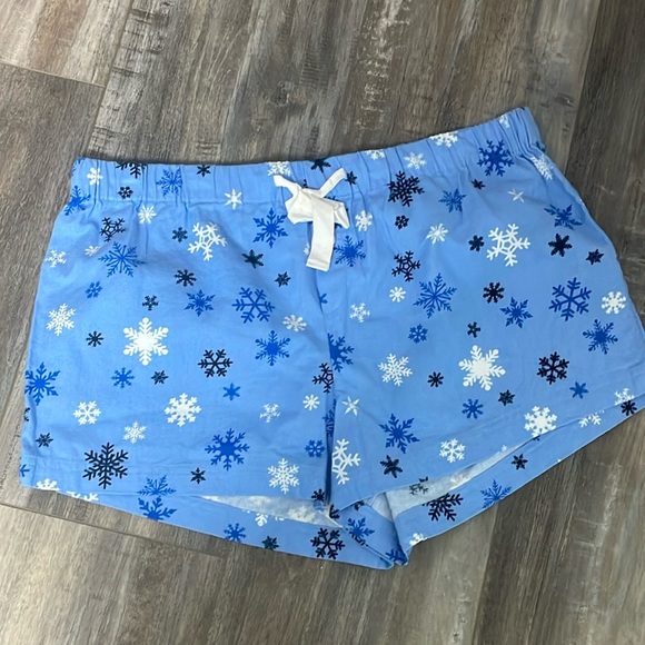 J. Crew snowflake flannel pajama shorts large - Picture 1 of 5